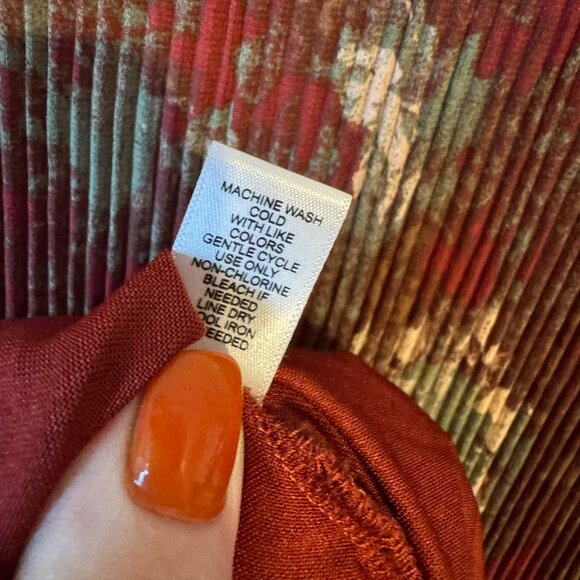 PRETTY PRINT TOP w/FLARE SLEEVES 18/20 PLUS #2 - Picture 8 of 10